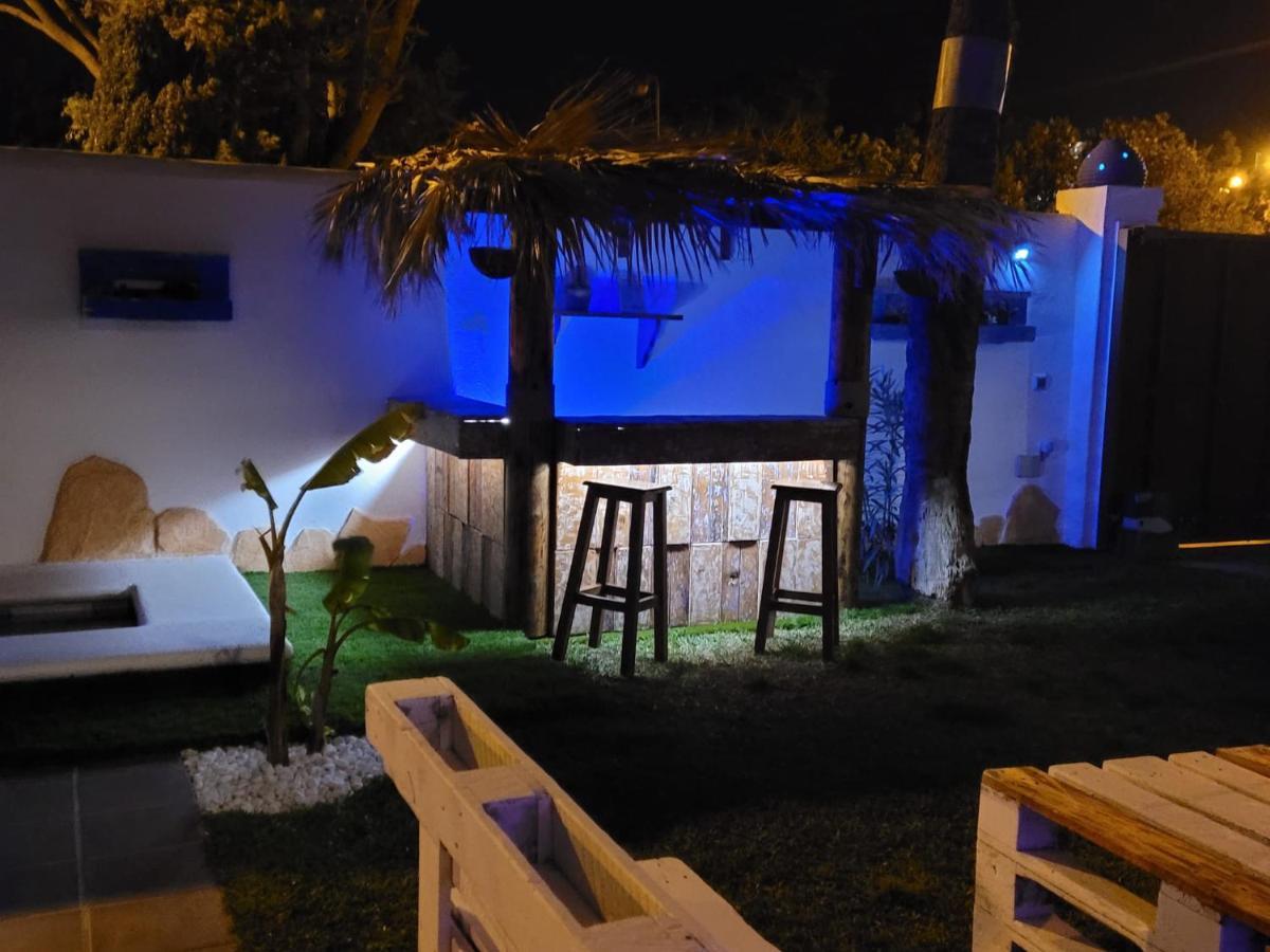 Gatu Premium Villa Lurberri Piscina Privada, 4 Dormitorios, 2 Banos, Parking , Jardines, " Preferente Mayores De 25 Anos Y Familias " In Y Barbacoa شيكلانا دي لا فرونتيرا المظهر الخارجي الصورة