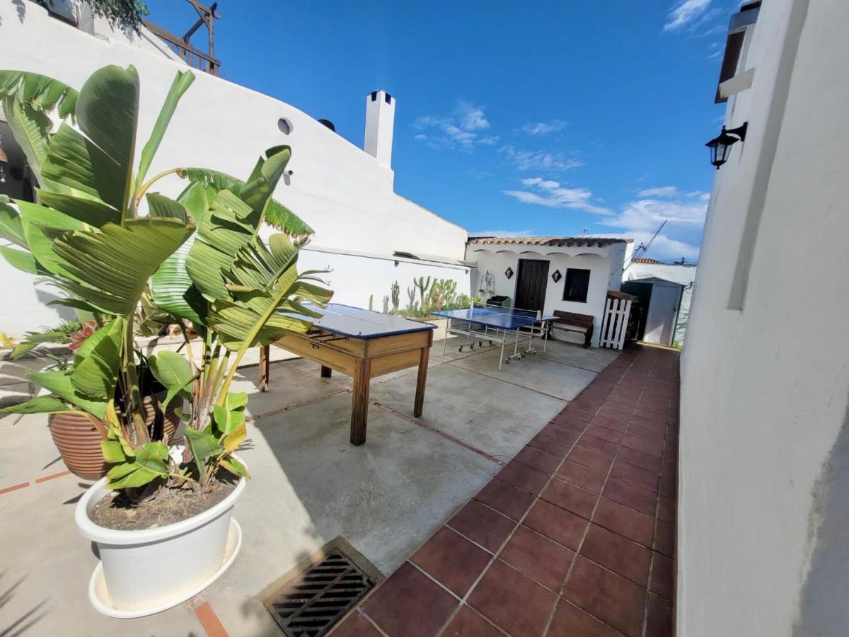 Gatu Premium Villa Lurberri Piscina Privada, 4 Dormitorios, 2 Banos, Parking , Jardines, " Preferente Mayores De 25 Anos Y Familias " In Y Barbacoa شيكلانا دي لا فرونتيرا المظهر الخارجي الصورة